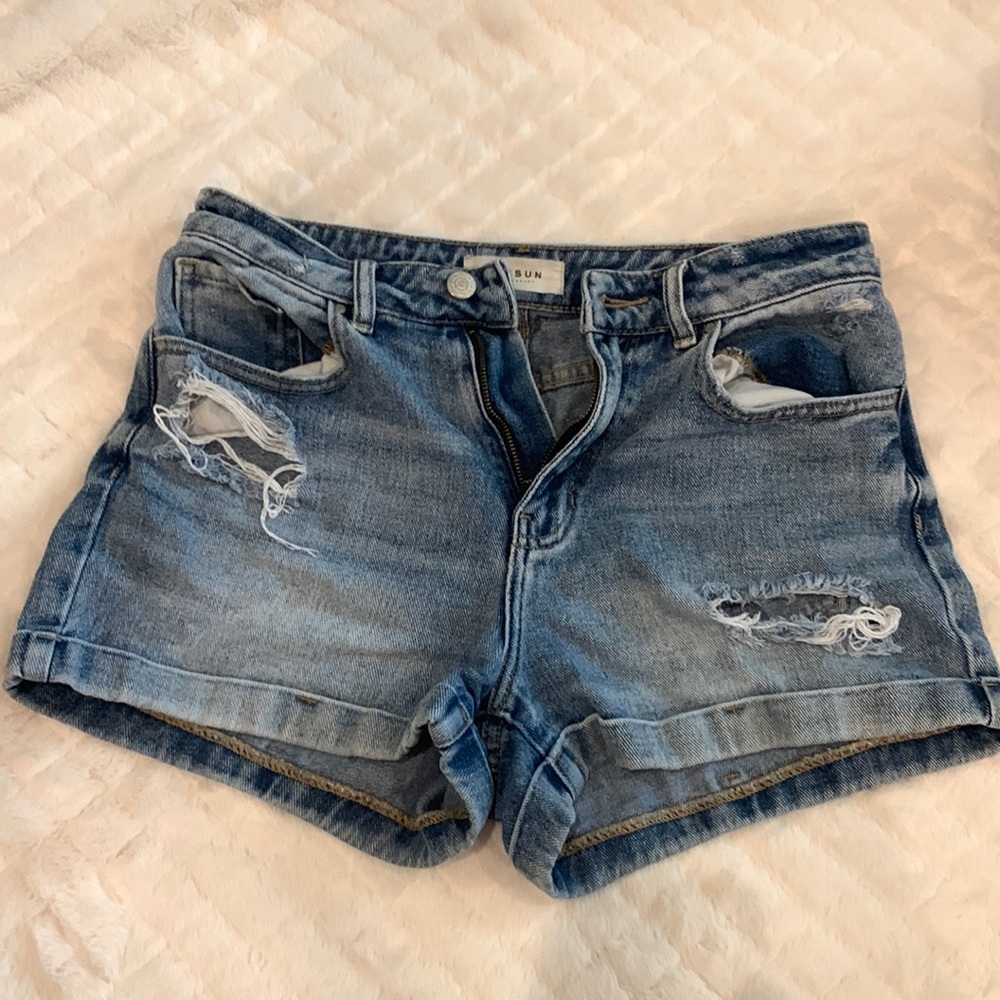Pacsun ripped Mom Shorts